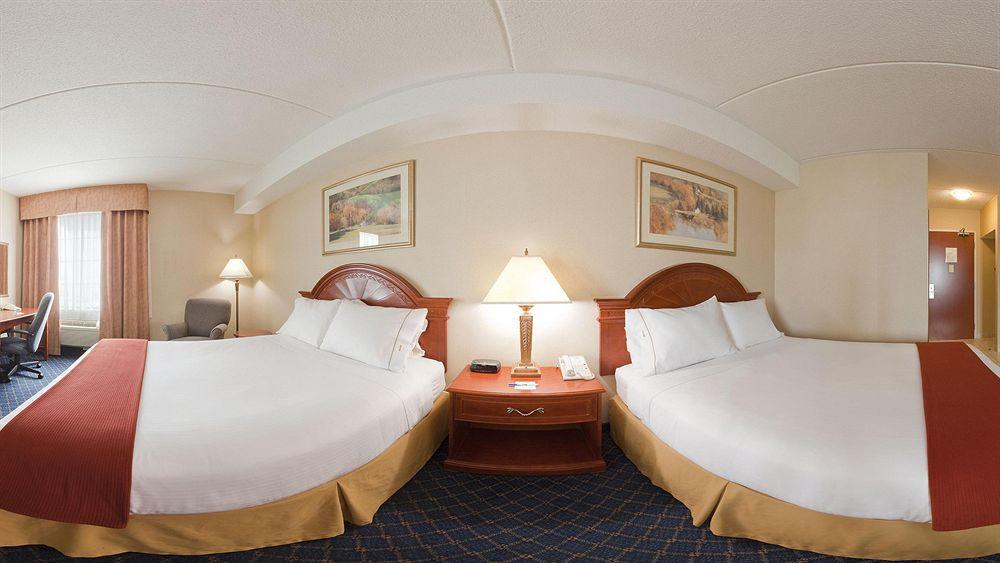 Holiday Inn Express Hotel & Suites Barrie By Ihg Экстерьер фото