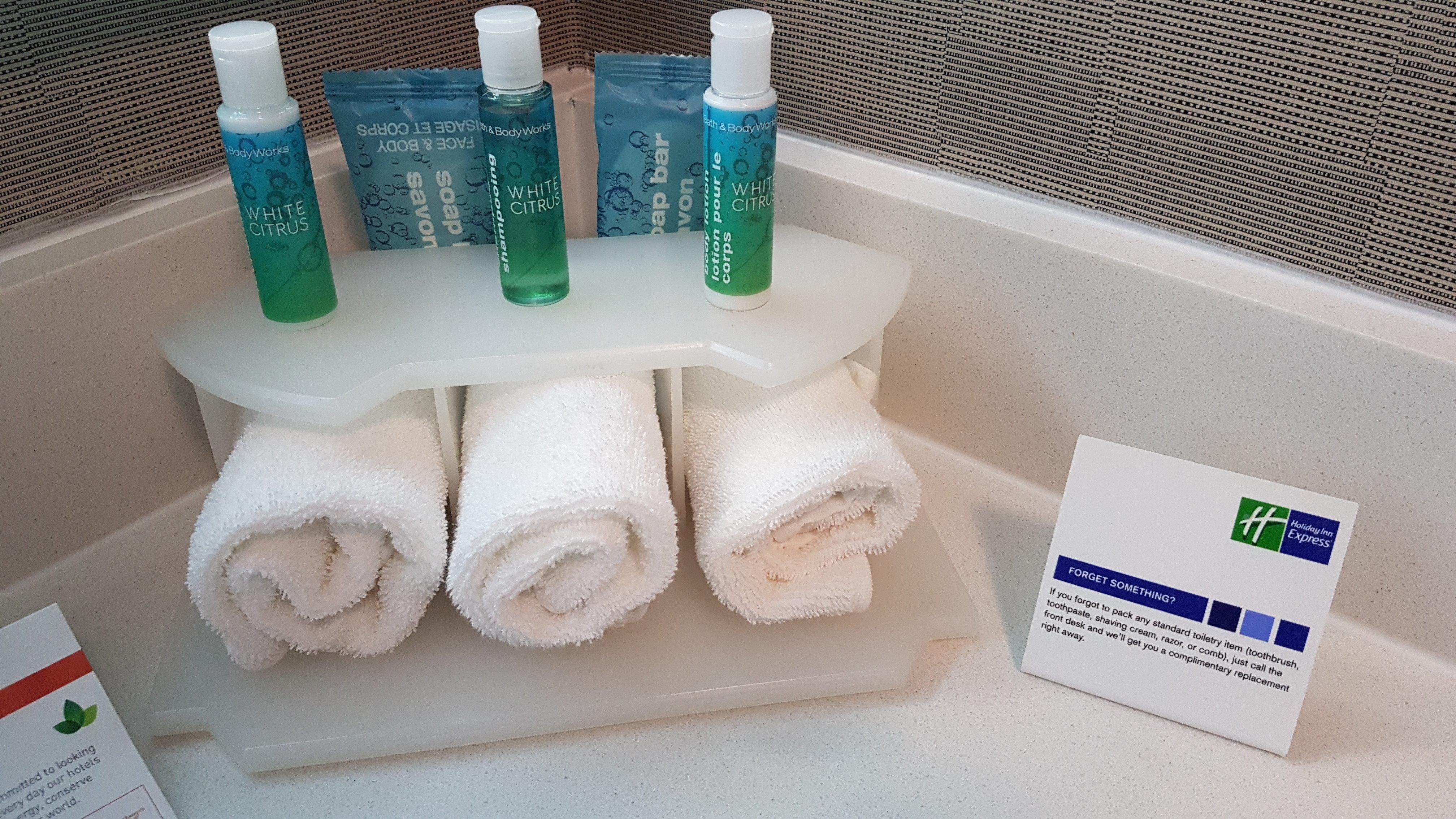 Holiday Inn Express Hotel & Suites Barrie By Ihg Экстерьер фото
